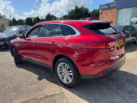 Jaguar F-Pace 2.0 D240 Portfolio Auto AWD Euro 6 (s/s) 5dr 5