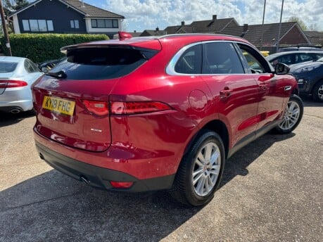 Jaguar F-Pace 2.0 D240 Portfolio Auto AWD Euro 6 (s/s) 5dr 10