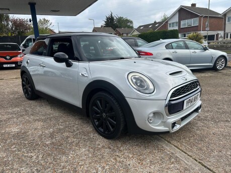 Mini Hatch 2.0 Cooper S Auto Euro 6 (s/s) 3dr 31