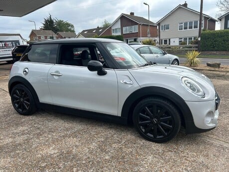 Mini Hatch 2.0 Cooper S Auto Euro 6 (s/s) 3dr 27