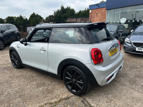 Mini Hatch 2.0 Cooper S Auto Euro 6 (s/s) 3dr 5