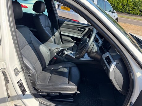 BMW 3 Series 2.0 320d Sport Plus Edition Steptronic Euro 5 4dr 23
