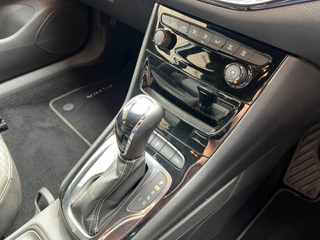 Vauxhall Astra SRI S/S 17