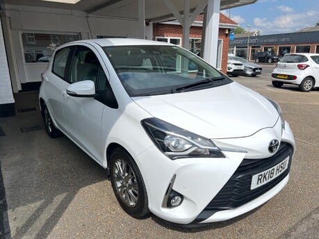 Toyota Yaris 1.0 VVT-i Icon Euro 6 5dr 8