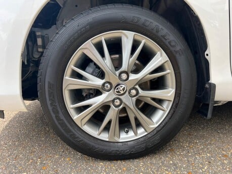 Toyota Yaris 1.0 VVT-i Icon Euro 6 5dr 10