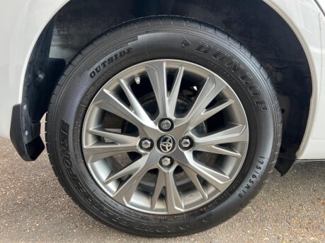 Toyota Yaris 1.0 VVT-i Icon Euro 6 5dr 12