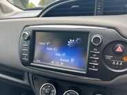 Toyota Yaris 1.0 VVT-i Icon Euro 6 5dr 25