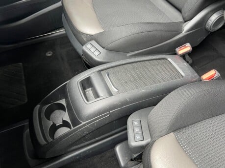 Citroen Grand C4 Picasso BLUEHDI FLAIR S/S EAT6 21