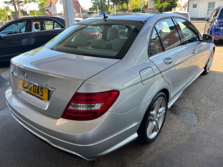 Mercedes-Benz C Class C220 CDI BLUEEFFICIENCY SPORT 4