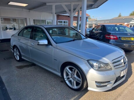 Mercedes-Benz C Class C220 CDI BLUEEFFICIENCY SPORT 9