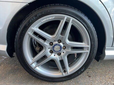 Mercedes-Benz C Class C220 CDI BLUEEFFICIENCY SPORT 12