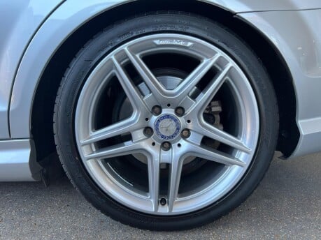 Mercedes-Benz C Class C220 CDI BLUEEFFICIENCY SPORT 15