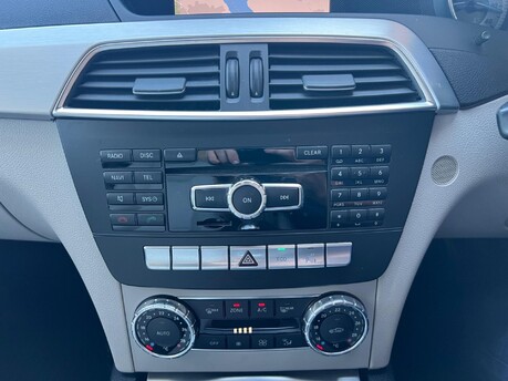 Mercedes-Benz C Class C220 CDI BLUEEFFICIENCY SPORT 24