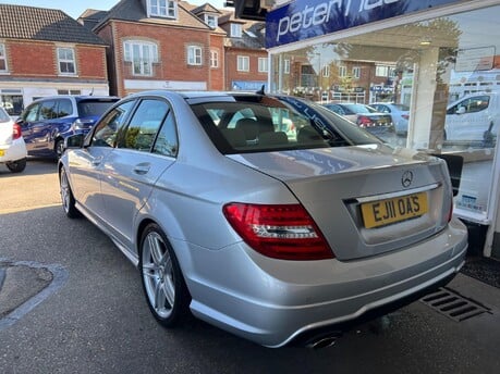 Mercedes-Benz C Class C220 CDI BLUEEFFICIENCY SPORT 6