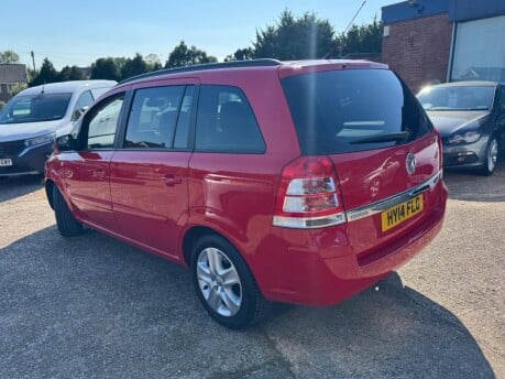 Vauxhall Zafira 1.8 16V Exclusiv Euro 5 5dr 7 Seats 4