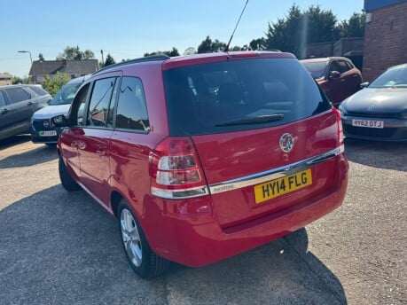 Vauxhall Zafira 1.8 16V Exclusiv Euro 5 5dr 7 Seats 5