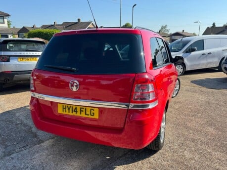 Vauxhall Zafira 1.8 16V Exclusiv Euro 5 5dr 7 Seats 8