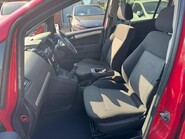 Vauxhall Zafira 1.8 16V Exclusiv Euro 5 5dr 7 Seats 17