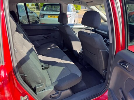 Vauxhall Zafira 1.8 16V Exclusiv Euro 5 5dr 7 Seats 21