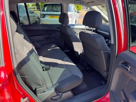Vauxhall Zafira 1.8 16V Exclusiv Euro 5 5dr 7 Seats 21