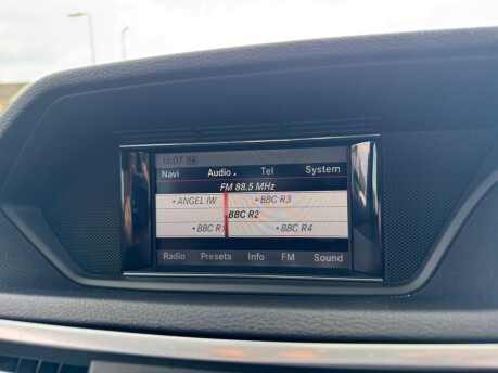 Mercedes-Benz E Class E250 CDI BLUEEFFICIENCY AVANTGARDE 26