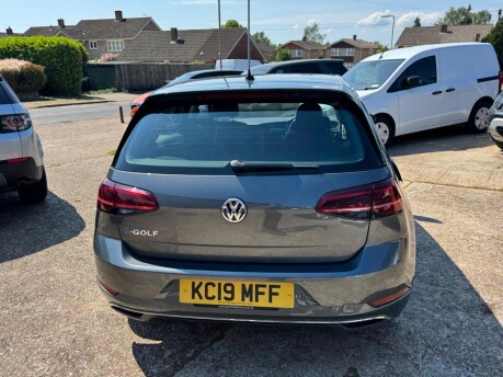 Volkswagen Golf 35.8kWh e-Golf Auto 5dr 8