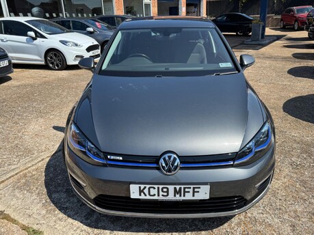 Volkswagen Golf 35.8kWh e-Golf Auto 5dr 13