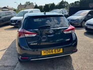 Toyota Auris 1.8 VVT-h Design CVT Euro 6 (s/s) 5dr (Safety Sense) 5