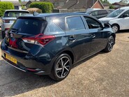 Toyota Auris 1.8 VVT-h Design CVT Euro 6 (s/s) 5dr (Safety Sense) 9