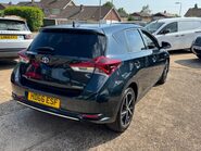 Toyota Auris 1.8 VVT-h Design CVT Euro 6 (s/s) 5dr (Safety Sense) 8