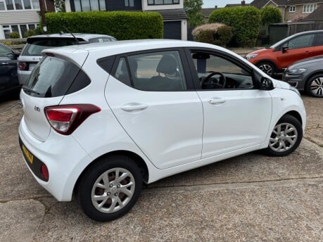 Hyundai i10 1.0 SE Euro 6 5dr 10