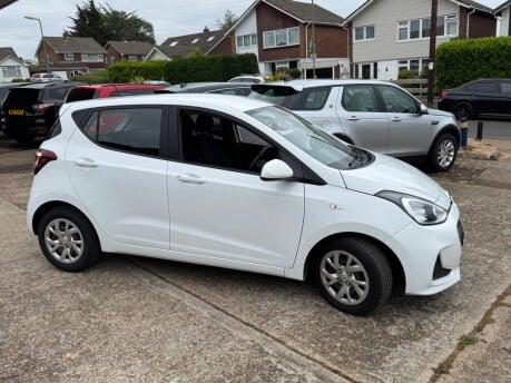 Hyundai i10 1.0 SE Euro 6 5dr 12