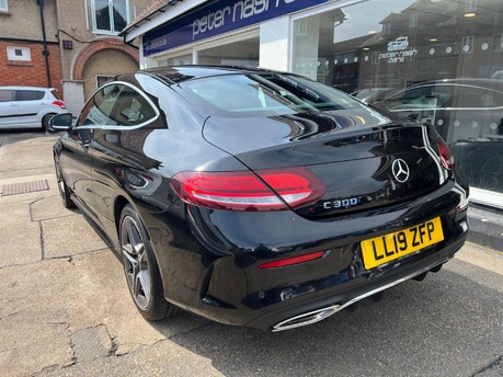Mercedes-Benz C Class C 300 AMG LINE 8