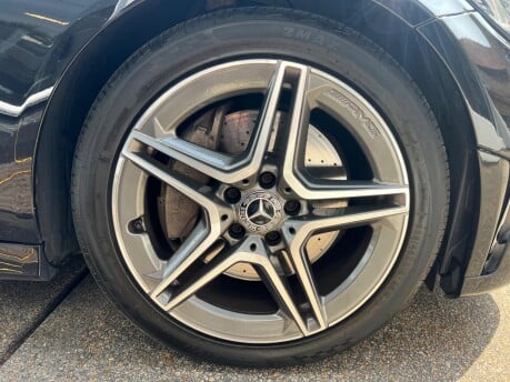 Mercedes-Benz C Class C 300 AMG LINE 14