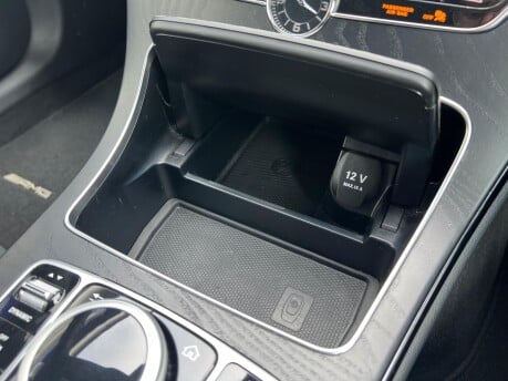 Mercedes-Benz C Class C 300 AMG LINE 28