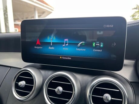 Mercedes-Benz C Class C 300 AMG LINE 34