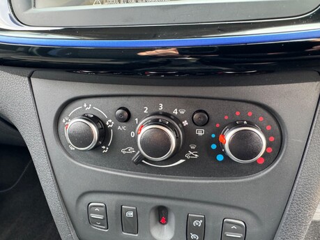 Dacia Sandero Stepway SE TWENTY TCE 36