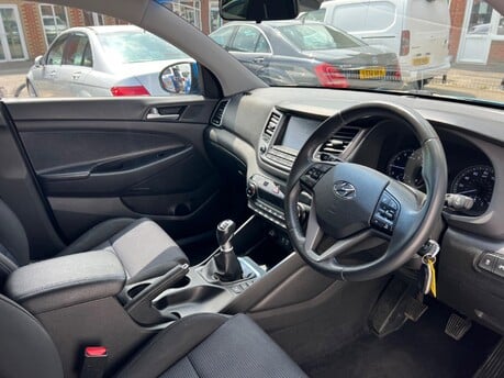 Hyundai TUCSON GDI SE NAV BLUE DRIVE 3