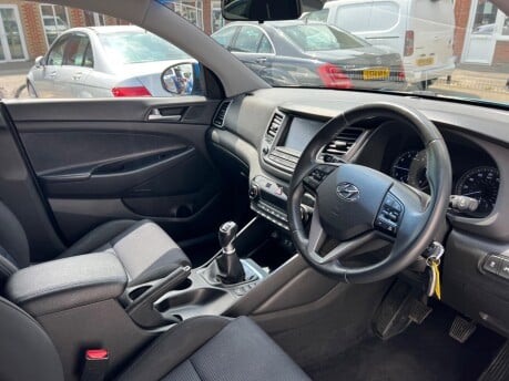 Hyundai TUCSON GDI SE NAV BLUE DRIVE 3