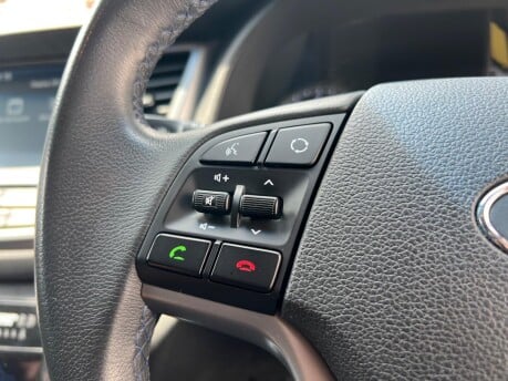 Hyundai TUCSON GDI SE NAV BLUE DRIVE 25