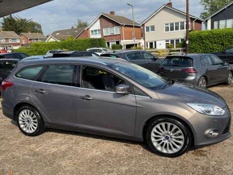 Ford Focus 1.6T EcoBoost Titanium X Euro 5 (s/s) 5dr 12