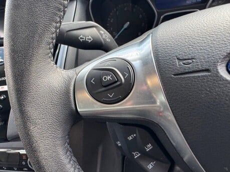 Ford Focus 1.6T EcoBoost Titanium X Euro 5 (s/s) 5dr 28
