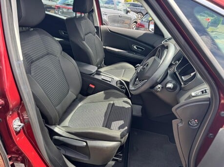 Renault Scenic 1.3 TCe Dynamique Nav Euro 6 (s/s) 5dr 22