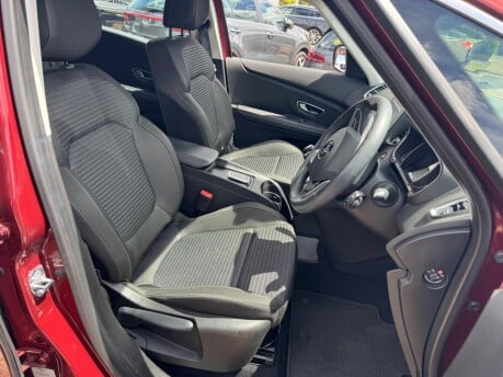 Renault Scenic 1.3 TCe Dynamique Nav Euro 6 (s/s) 5dr 22