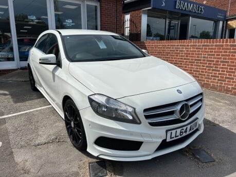 Mercedes-Benz A Class 2.1 C220 CDI BlueEfficiency Sport G-Tronic+ Euro 5 (s/s) 4dr 3