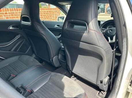Mercedes-Benz A Class 2.1 C220 CDI BlueEfficiency Sport G-Tronic+ Euro 5 (s/s) 4dr 16