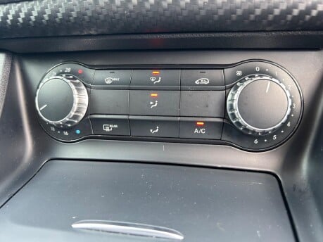 Mercedes-Benz A Class 2.1 C220 CDI BlueEfficiency Sport G-Tronic+ Euro 5 (s/s) 4dr 26