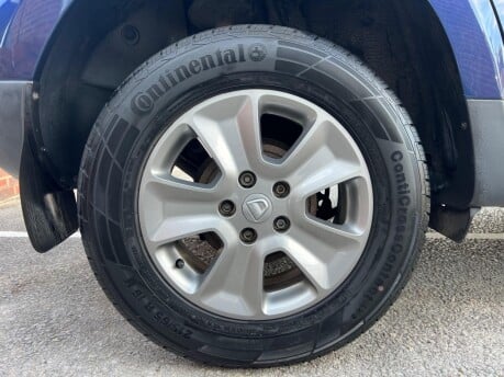 Dacia Duster 1.2 TCe Laureate 4WD Euro 6 (s/s) 5dr 14