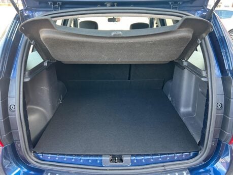 Dacia Duster 1.2 TCe Laureate 4WD Euro 6 (s/s) 5dr 16