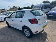 Dacia Sandero 1.0 SCe Essential Euro 6 5dr 5